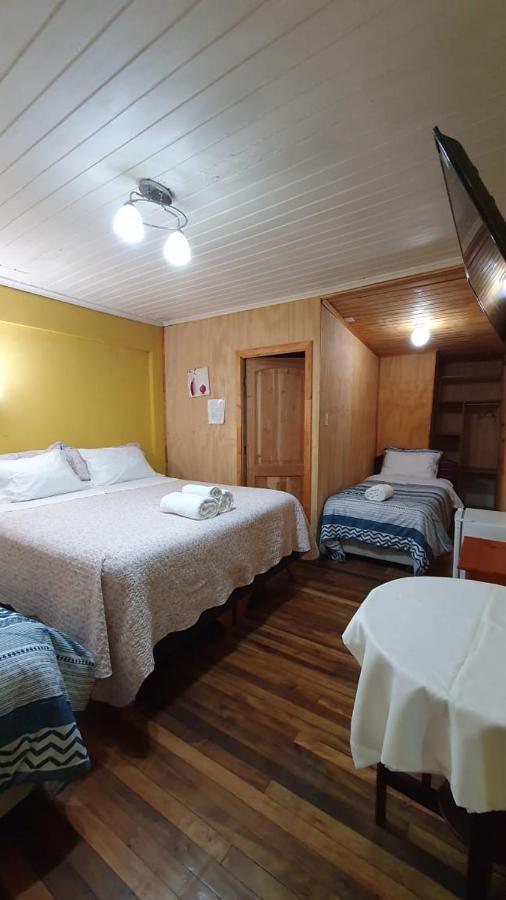 Hostal Las Heras 特木科 外观 照片