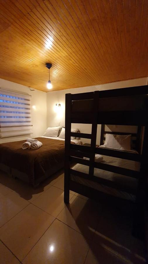 Hostal Las Heras 特木科 外观 照片