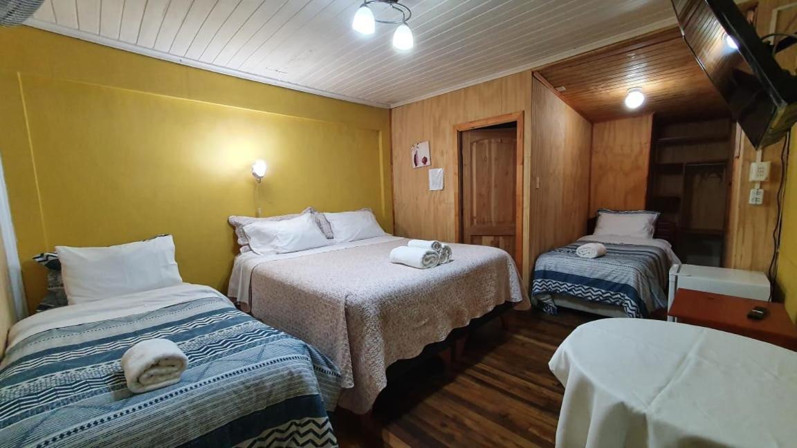 Hostal Las Heras 特木科 外观 照片